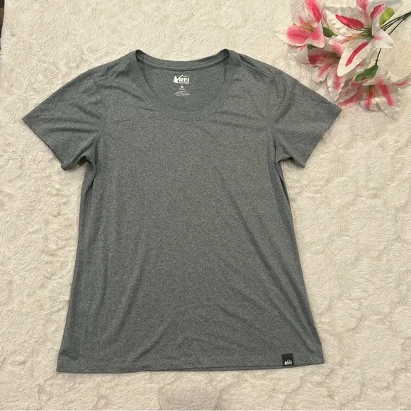 REI Co-Op Gray Heathered Short Sleeve T-Shirt Medium - Picture 2 of 6